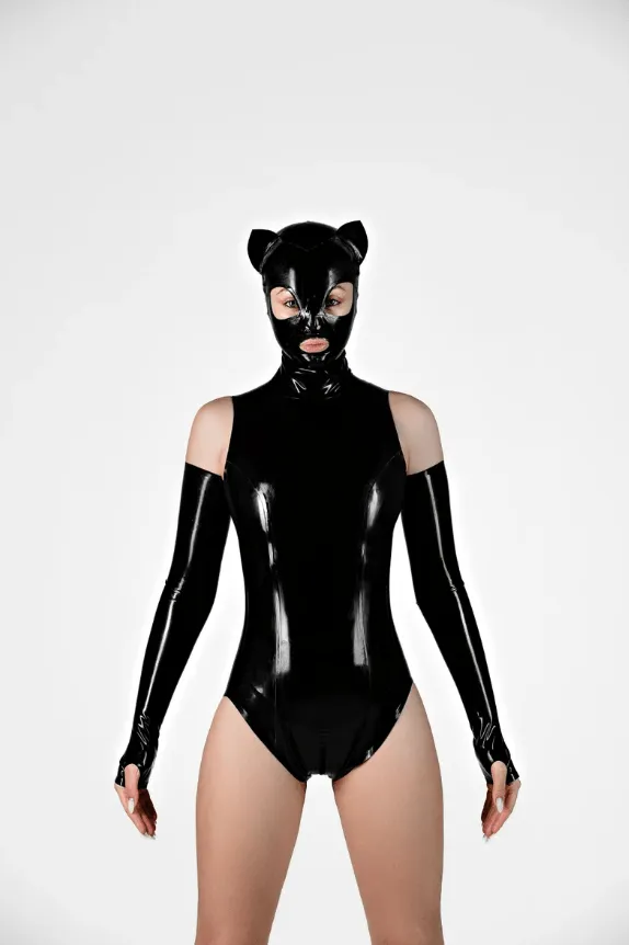 Latex Cat Mask with Open Mouth and Zippered Back – Black Glossy Finish