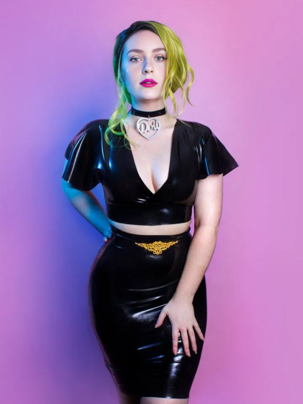 Latex Plunge Batwing Crop Top with Back Buckle Closure – Glossy Black