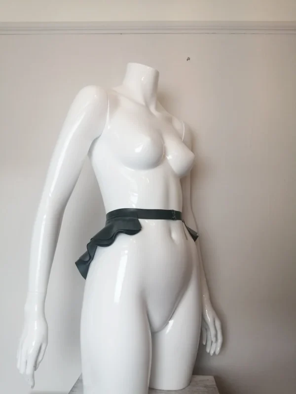 Custom Latex Peplum Belt – Three-Tier Ruffle Waist Cincher with Snap Closure