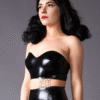 Sweetheart Neckline Latex Bandeau Bra – Strapless Slip-On Top